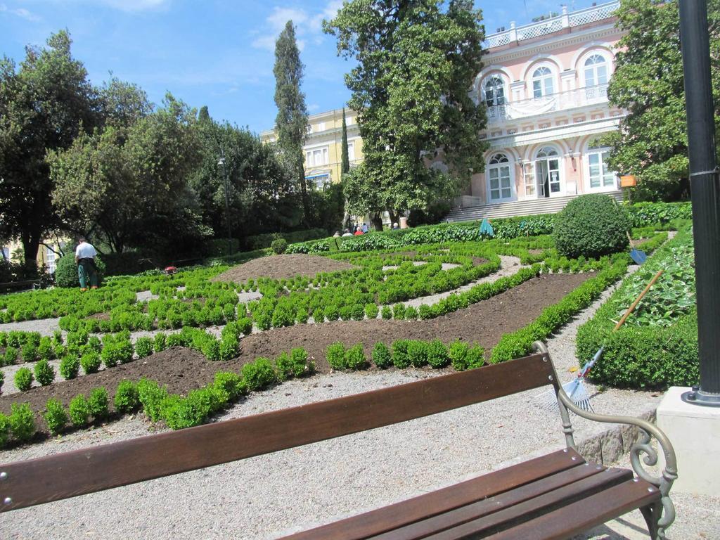 Sepic Apartments Opatija Extérieur photo